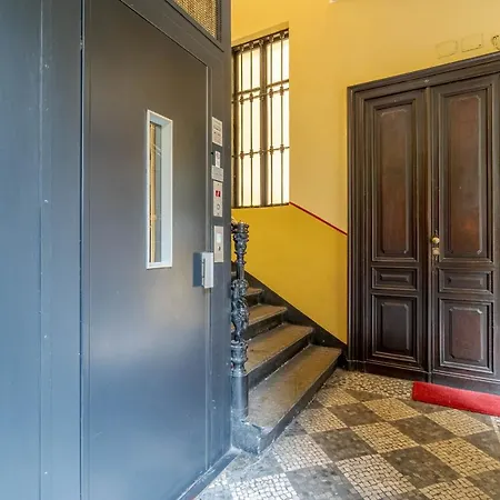 Lägenhet Exploring Turin! Porta Nuova Modern Flat Turin